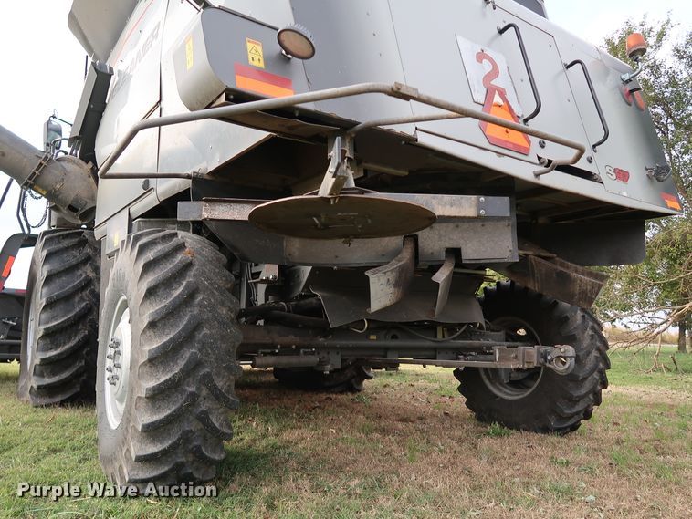 image for item DJ2408 2016 Gleaner S97 Super Series  RWA combine