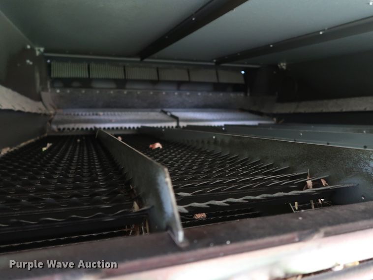 image for item DJ2408 2016 Gleaner S97 Super Series  RWA combine