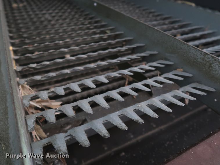 image for item DJ2408 2016 Gleaner S97 Super Series  RWA combine