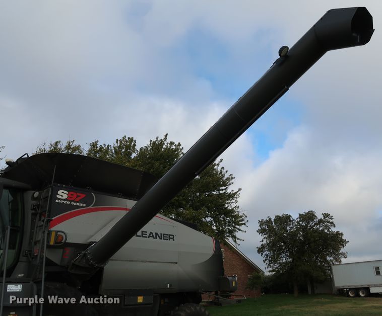 image for item DJ2408 2016 Gleaner S97 Super Series  RWA combine