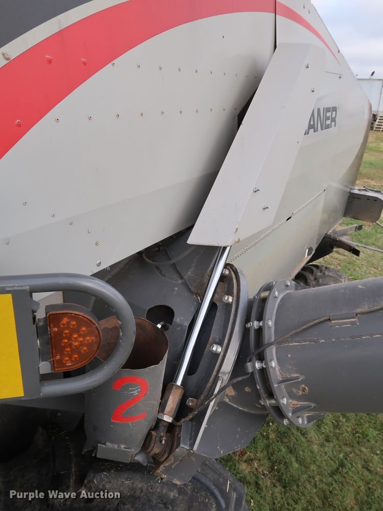 image for item DJ2408 2016 Gleaner S97 Super Series  RWA combine