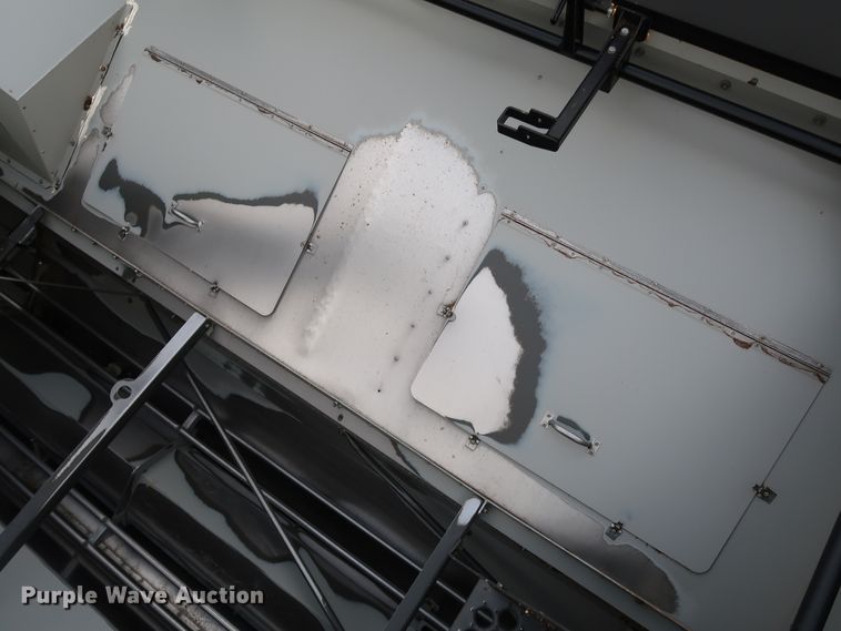 image for item DJ2408 2016 Gleaner S97 Super Series  RWA combine