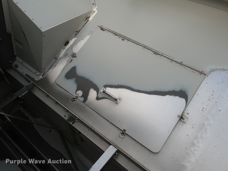 image for item DJ2408 2016 Gleaner S97 Super Series  RWA combine