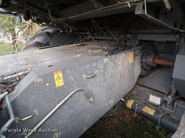 image for item DJ2408 2016 Gleaner S97 Super Series  RWA combine