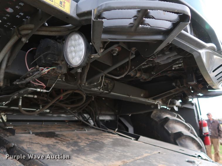 image for item DJ2408 2016 Gleaner S97 Super Series  RWA combine