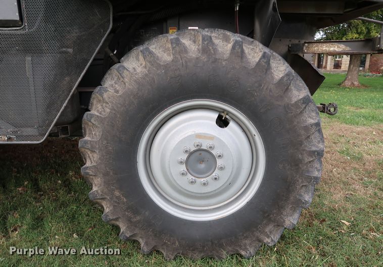 image for item DJ2408 2016 Gleaner S97 Super Series  RWA combine