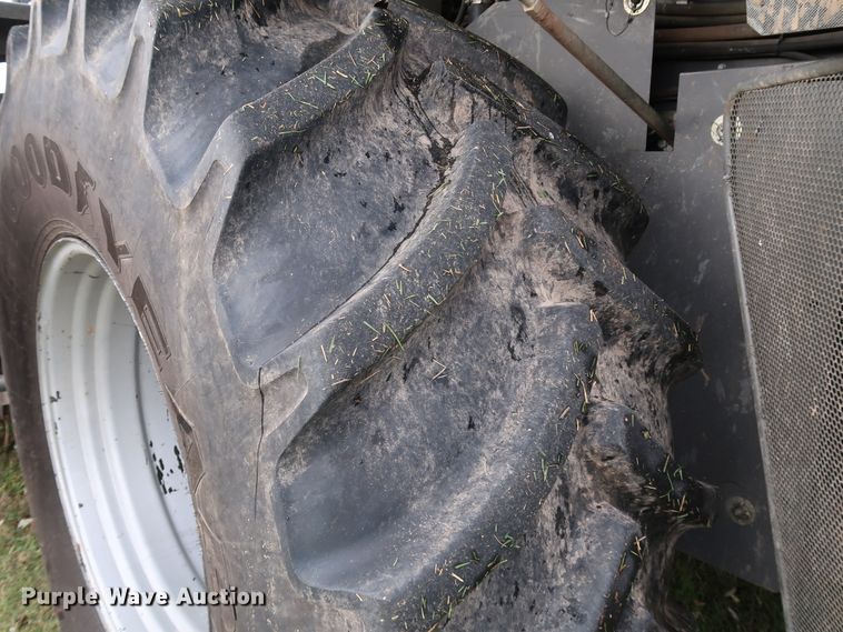 image for item DJ2408 2016 Gleaner S97 Super Series  RWA combine