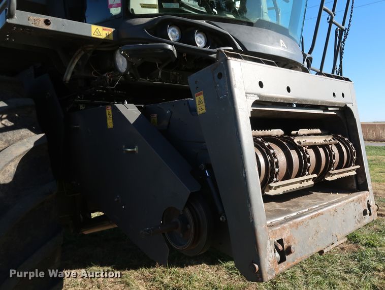image for item DJ2409 2016 Gleaner S97 Super Series  combine