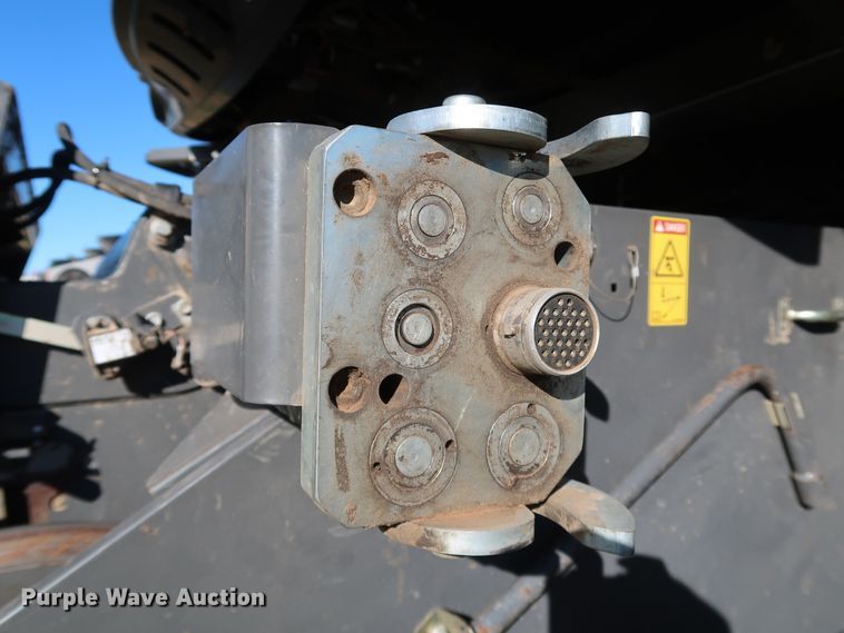 image for item DJ2409 2016 Gleaner S97 Super Series  combine