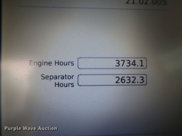 image for item DJ2409 2016 Gleaner S97 Super Series  combine