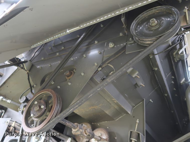 image for item DJ2409 2016 Gleaner S97 Super Series  combine