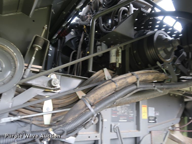 image for item DJ2409 2016 Gleaner S97 Super Series  combine