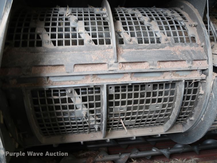 image for item DJ2409 2016 Gleaner S97 Super Series  combine