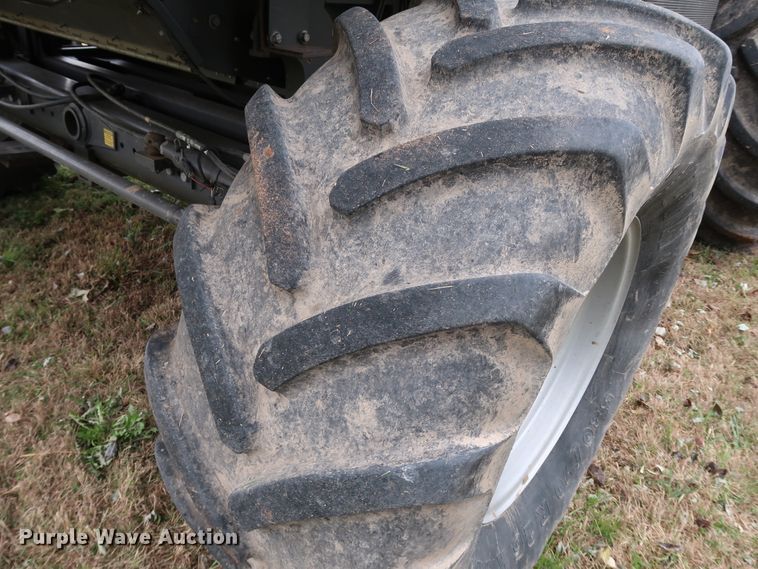 image for item DJ2409 2016 Gleaner S97 Super Series  combine