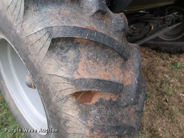 image for item DJ2409 2016 Gleaner S97 Super Series  combine