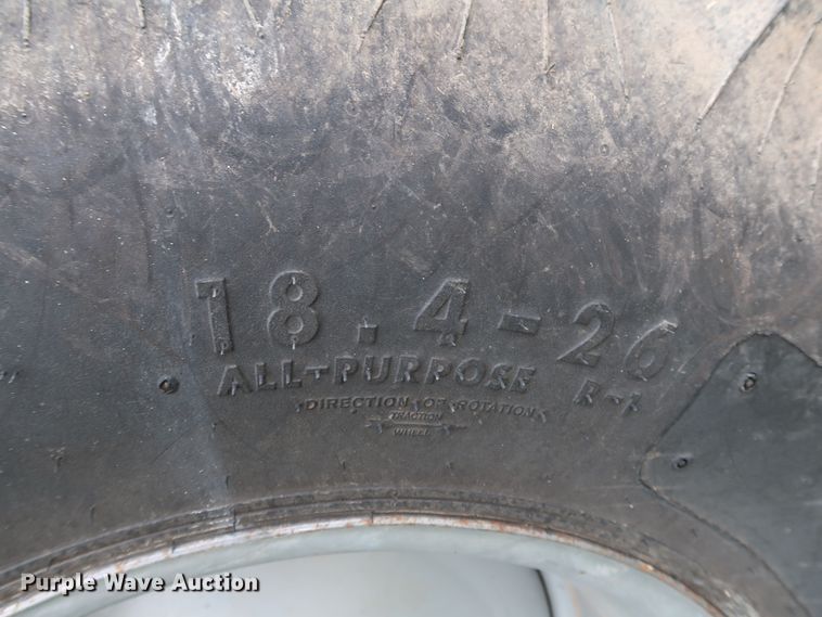 image for item DJ2409 2016 Gleaner S97 Super Series  combine