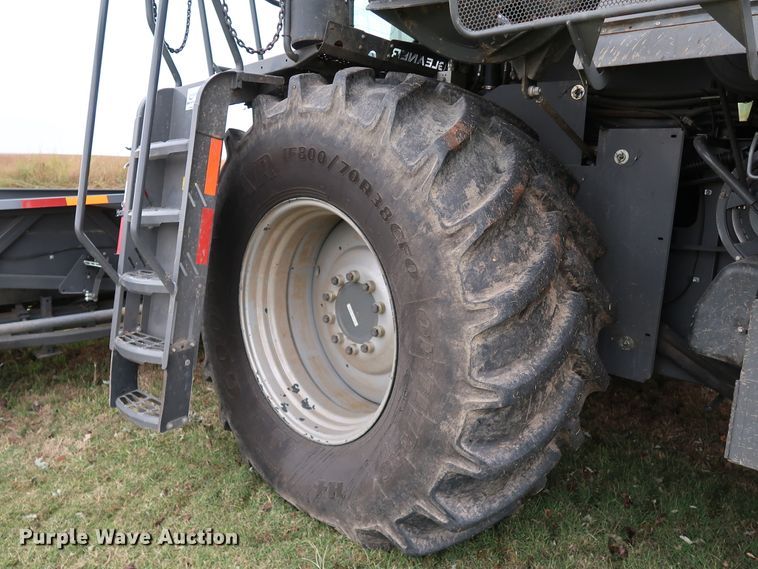 image for item DJ2409 2016 Gleaner S97 Super Series  combine