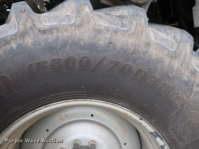 image for item DJ2409 2016 Gleaner S97 Super Series  combine