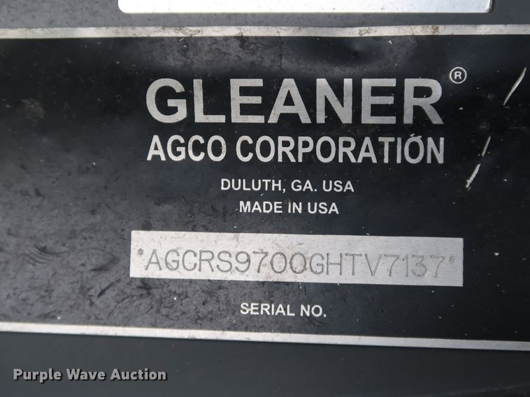 image for item DJ2409 2016 Gleaner S97 Super Series  combine