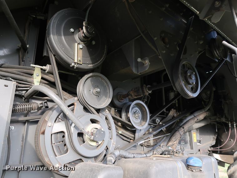 image for item DJ2410 2016 Gleaner S97 Super Series  combine