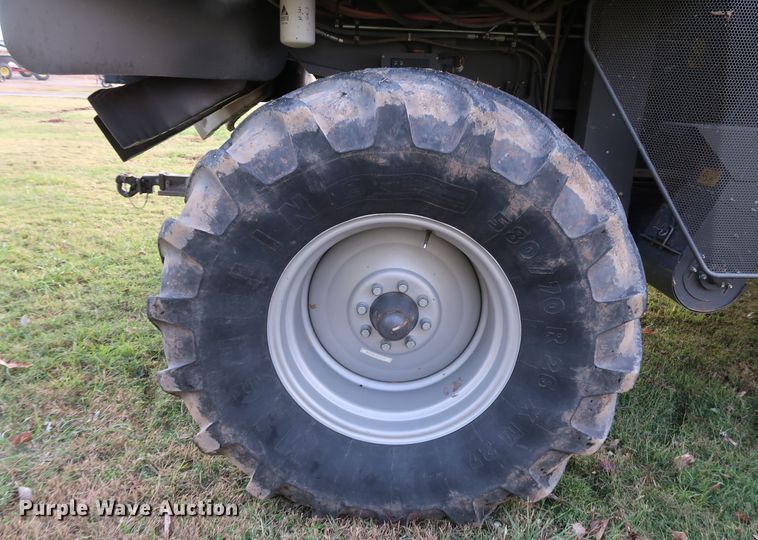 image for item DJ2410 2016 Gleaner S97 Super Series  combine