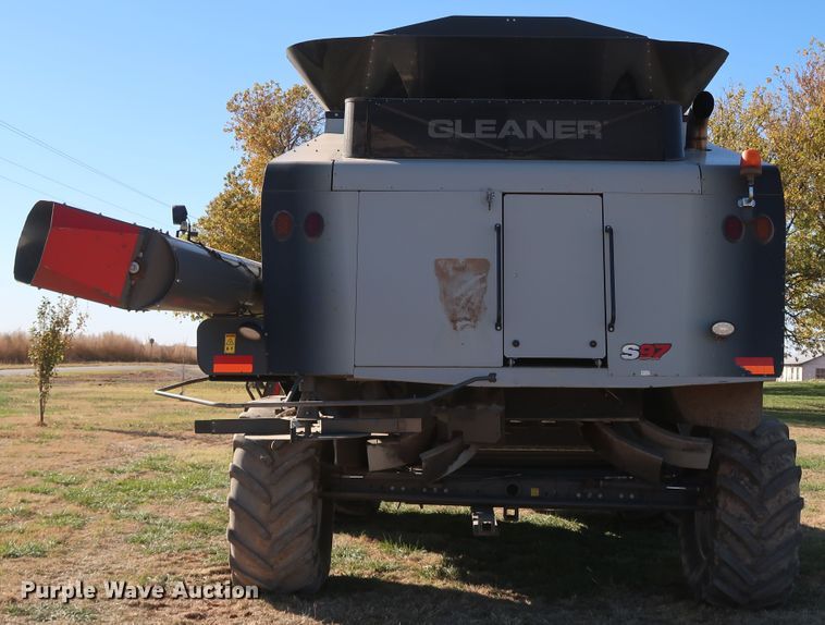 image for item DJ2411 2016 Gleaner S97 Super Series  combine