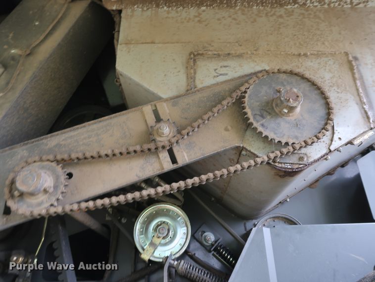 image for item DJ2411 2016 Gleaner S97 Super Series  combine