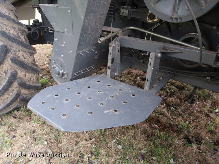 image for item DJ2411 2016 Gleaner S97 Super Series  combine