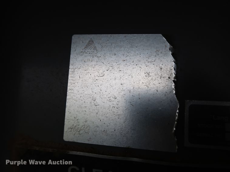 image for item DJ2411 2016 Gleaner S97 Super Series  combine