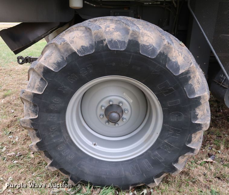 image for item DJ2411 2016 Gleaner S97 Super Series  combine