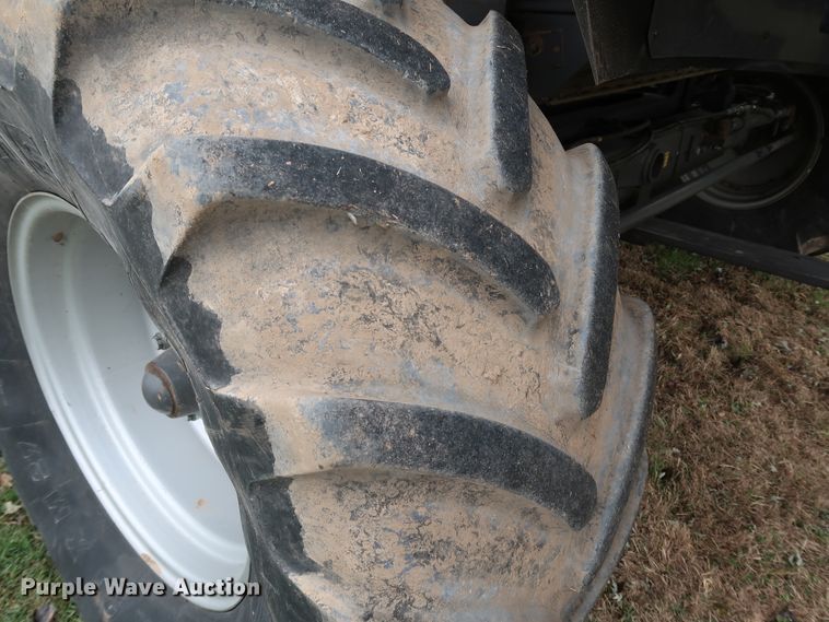 image for item DJ2411 2016 Gleaner S97 Super Series  combine