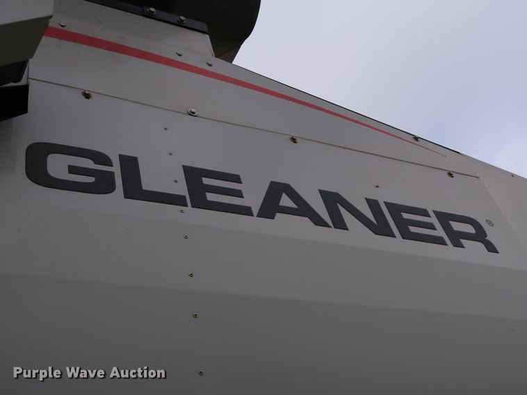 image for item DJ2411 2016 Gleaner S97 Super Series  combine