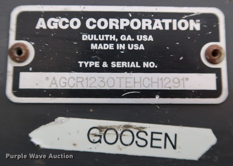 image for item DJ2413 2014 Gleaner 3000 R12  corn head