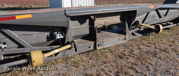 image for item DJ2414 2014 Gleaner 3000 R12  corn head