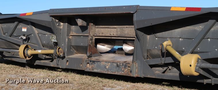 image for item DJ2414 2014 Gleaner 3000 R12  corn head