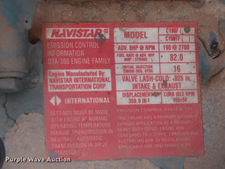 image for item DJ2416 1992 International 4700  utility / service truck