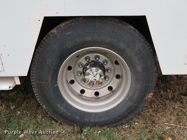 image for item DJ2416 1992 International 4700  utility / service truck