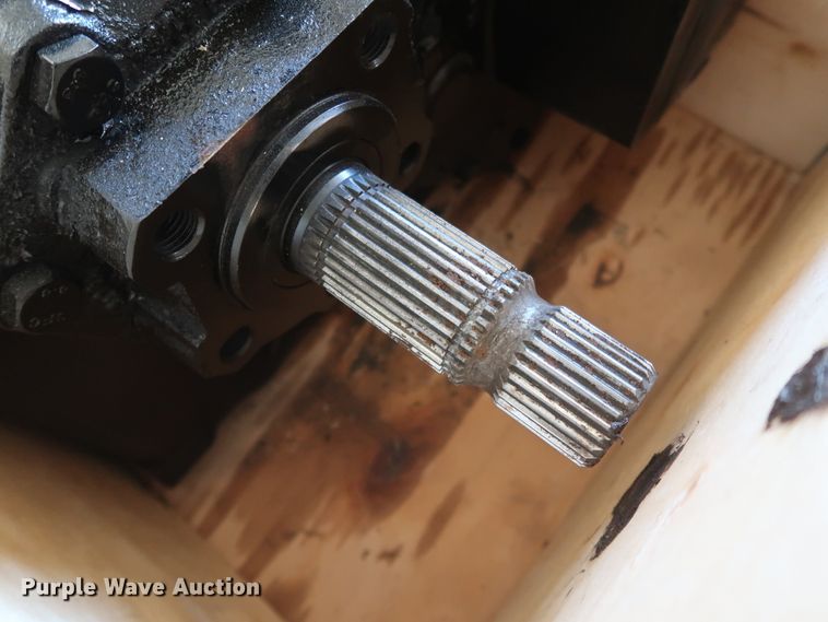 image for item DJ2465 AGCO Gleaner 71470741 transmission