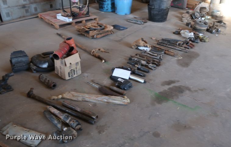 image for item DJ2466 Combine parts