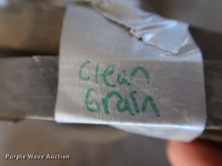 image for item DJ2466 Combine parts