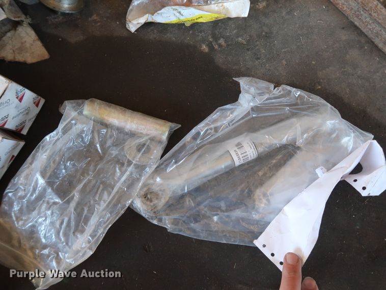 image for item DJ2466 Combine parts