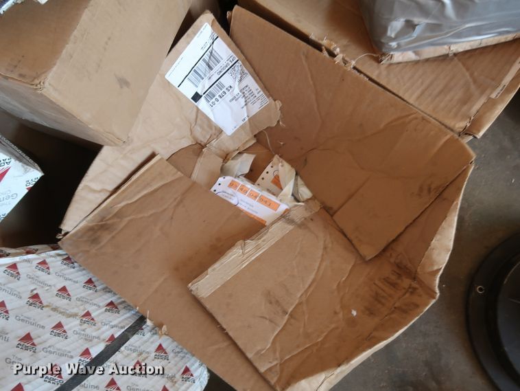 image for item DJ2466 Combine parts