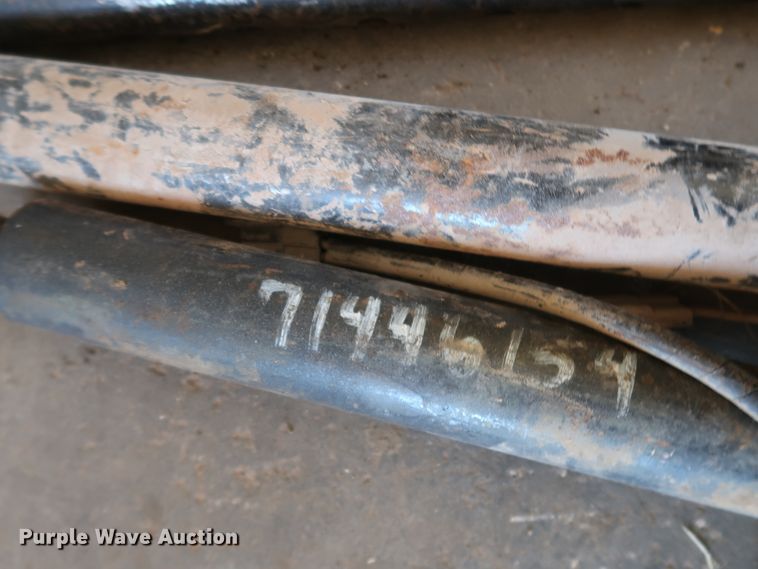 image for item DJ2466 Combine parts