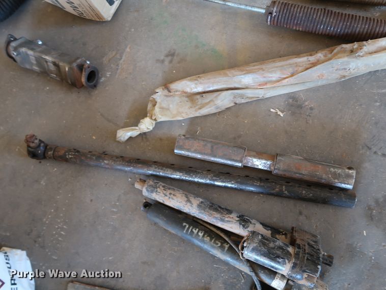 image for item DJ2466 Combine parts