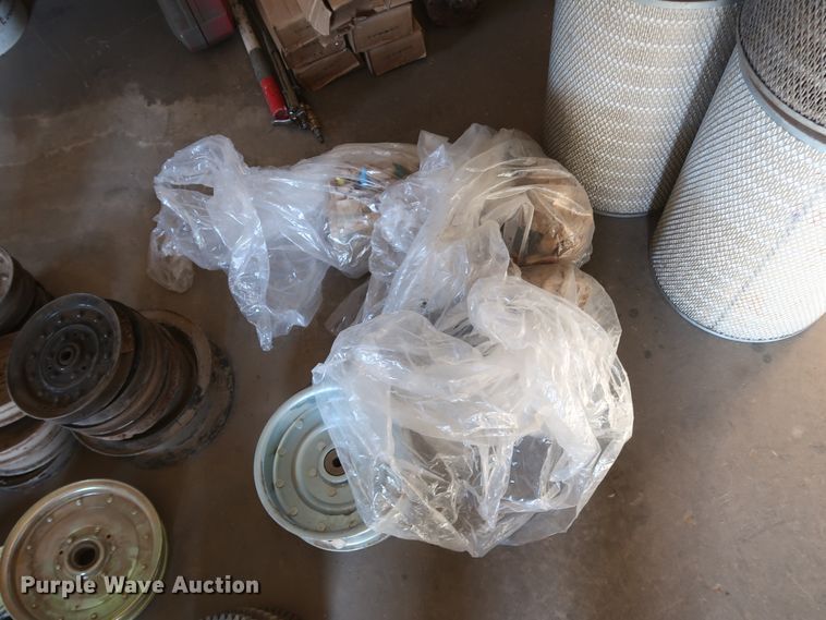 image for item DJ2466 Combine parts