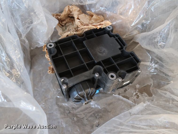 image for item DJ2466 Combine parts