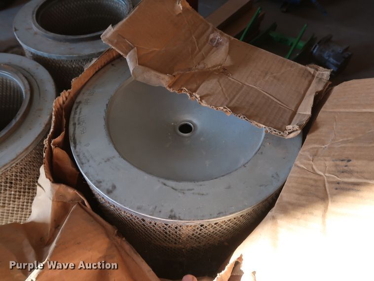 image for item DJ2466 Combine parts