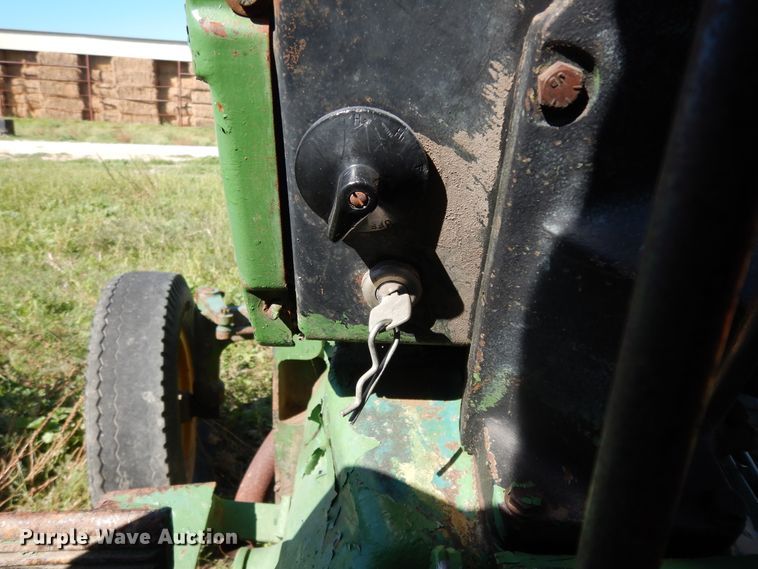 image for item DJ7449 1974 John Deere 830  tractor