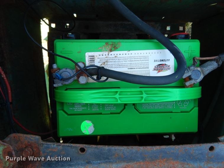 image for item DJ7449 1974 John Deere 830  tractor