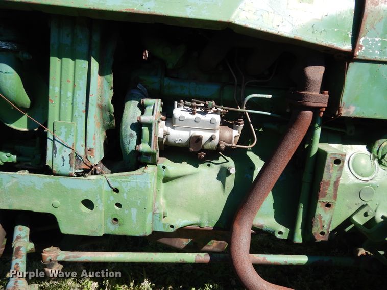 image for item DJ7449 1974 John Deere 830  tractor